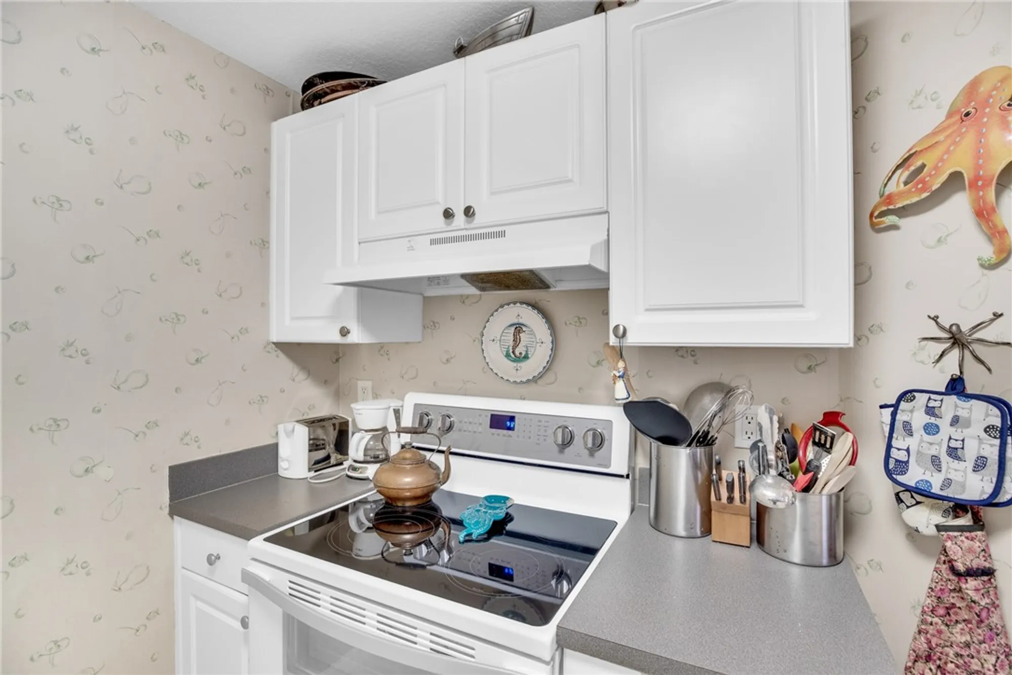 Property Slideshow image 12 of 36 | 5060 fairways cir f210, Vero Beach, FL, 32967