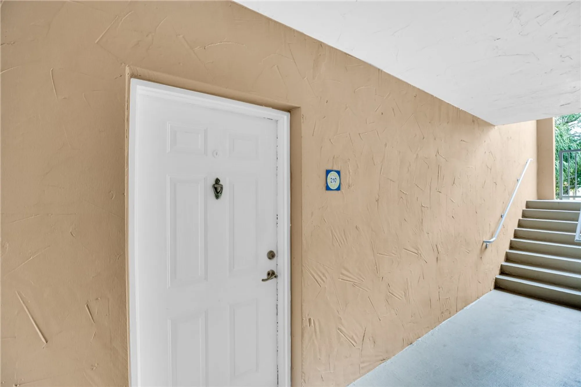 Property Slideshow image 4 of 36 | 5060 fairways cir f210, Vero Beach, FL, 32967
