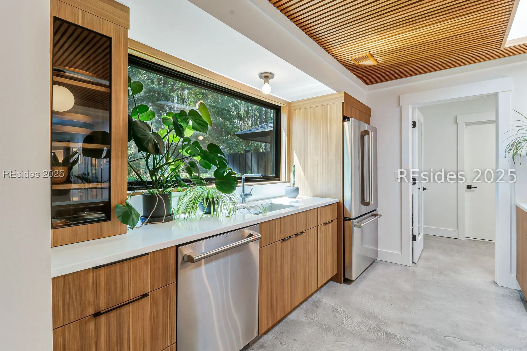 Property Slideshow image 15 of 54 | 15 dunlin pl, Hilton Head Island, SC, 29926