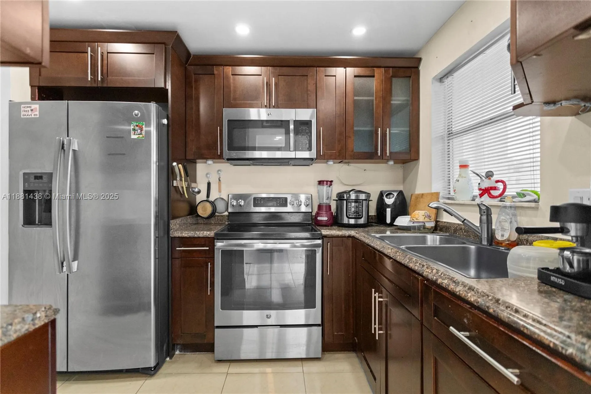 Property Slideshow image 9 of 42 | 6600 royal palm blvd apt 103b, Margate, FL, 33063