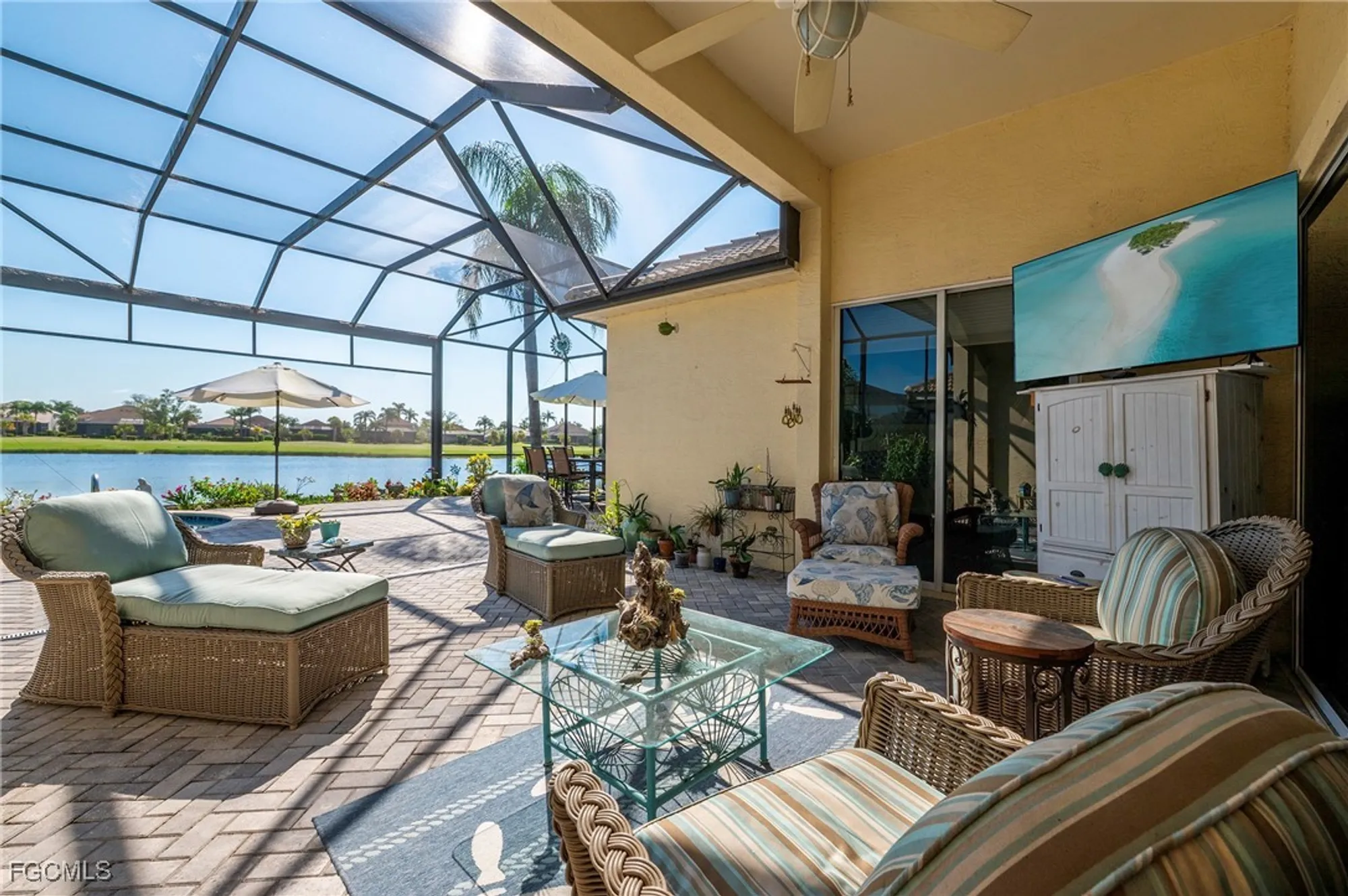 Property Slideshow image 24 of 35 | 9125 shadow glen way, Fort Myers, FL, 33913