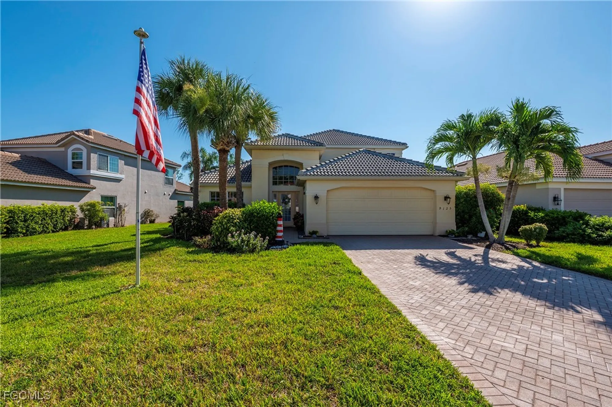 Property Slideshow image 2 of 35 | 9125 shadow glen way, Fort Myers, FL, 33913