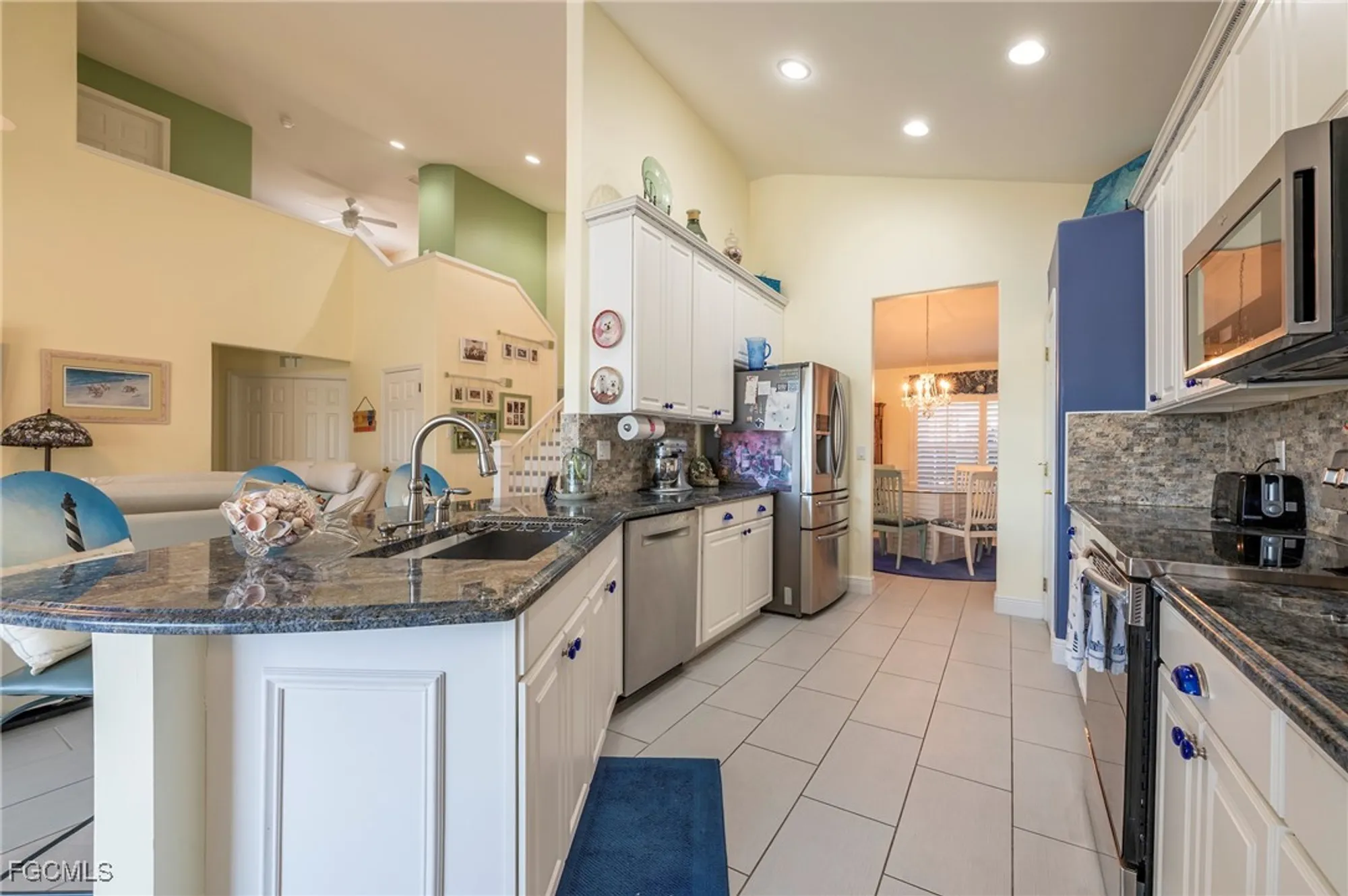 Property Slideshow image 7 of 35 | 9125 shadow glen way, Fort Myers, FL, 33913