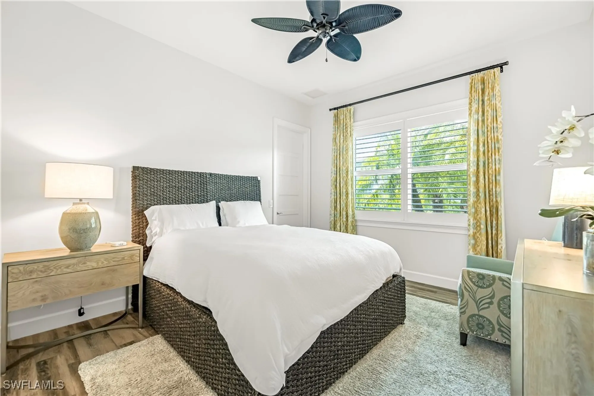 Property Slideshow image 28 of 41 | 5042 andros dr, Naples, FL, 34113