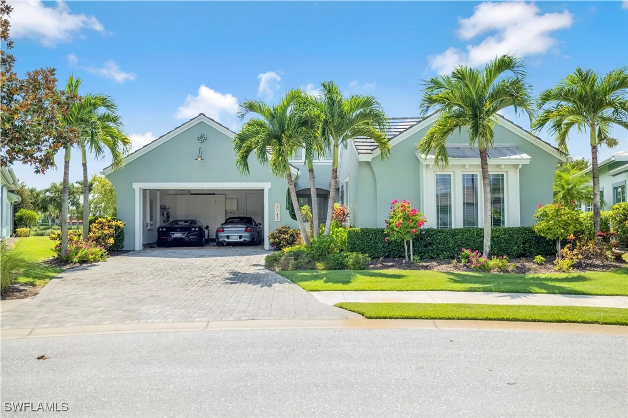 Property Slideshow image 3 of 41 | 5042 andros dr, Naples, FL, 34113