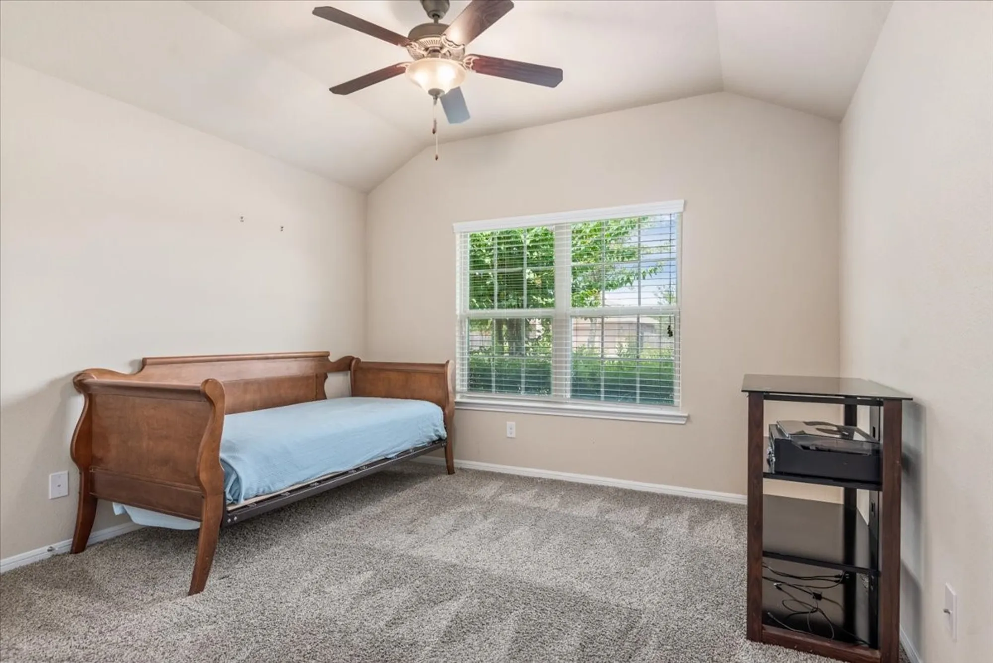 Property Slideshow image 16 of 24 | 3914 kellys falls ln, Katy, TX, 77494