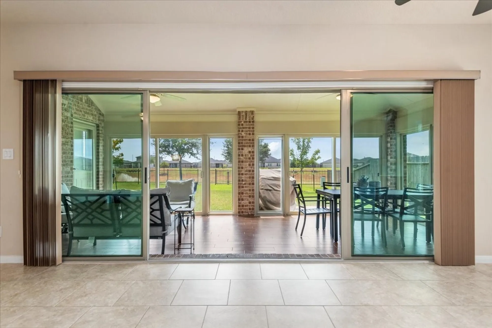 Property Slideshow image 18 of 24 | 3914 kellys falls ln, Katy, TX, 77494