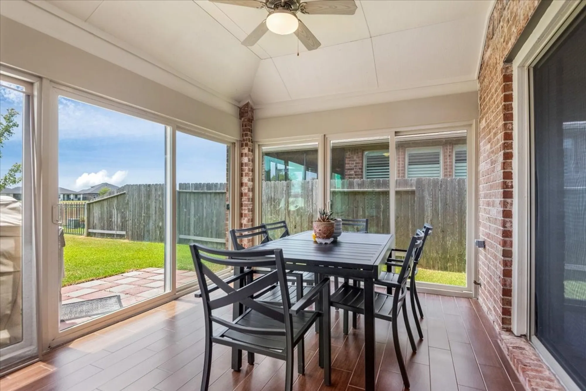 Property Slideshow image 19 of 24 | 3914 kellys falls ln, Katy, TX, 77494