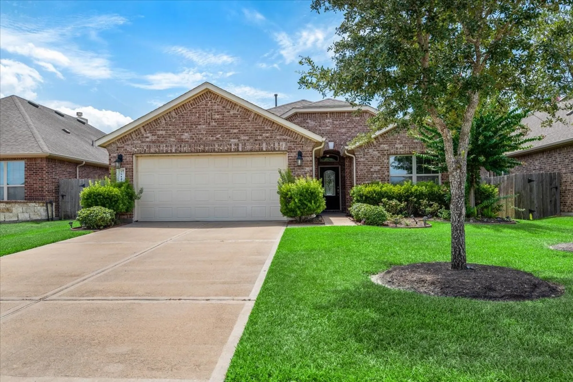 Property Slideshow image 2 of 24 | 3914 kellys falls ln, Katy, TX, 77494