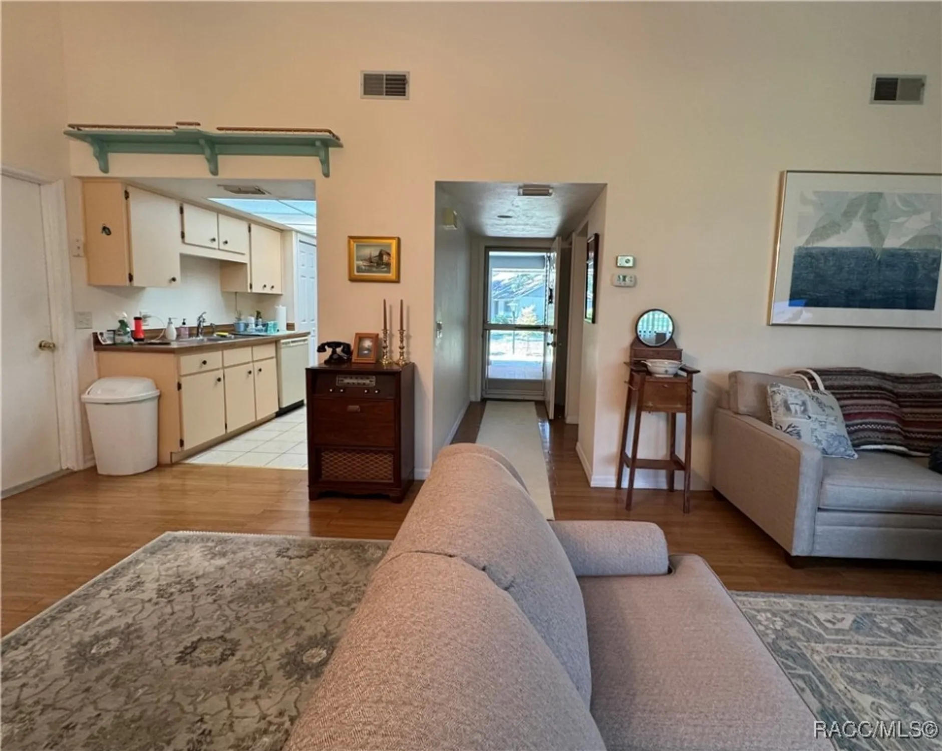 Property Slideshow image 6 of 22 | 3935 n huckleberry pt, Beverly Hills, FL, 34465