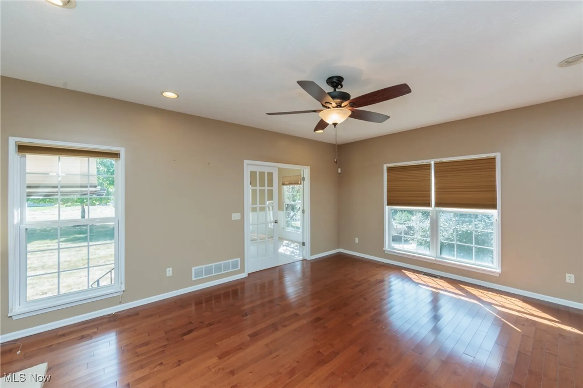 Property Slideshow image 16 of 50 | 4887 meadow lark dr, Lorain, OH, 44053