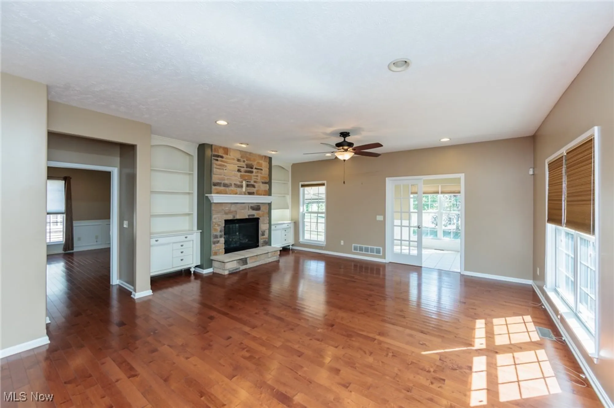 Property Slideshow image 11 of 50 | 4887 meadow lark dr, Lorain, OH, 44053