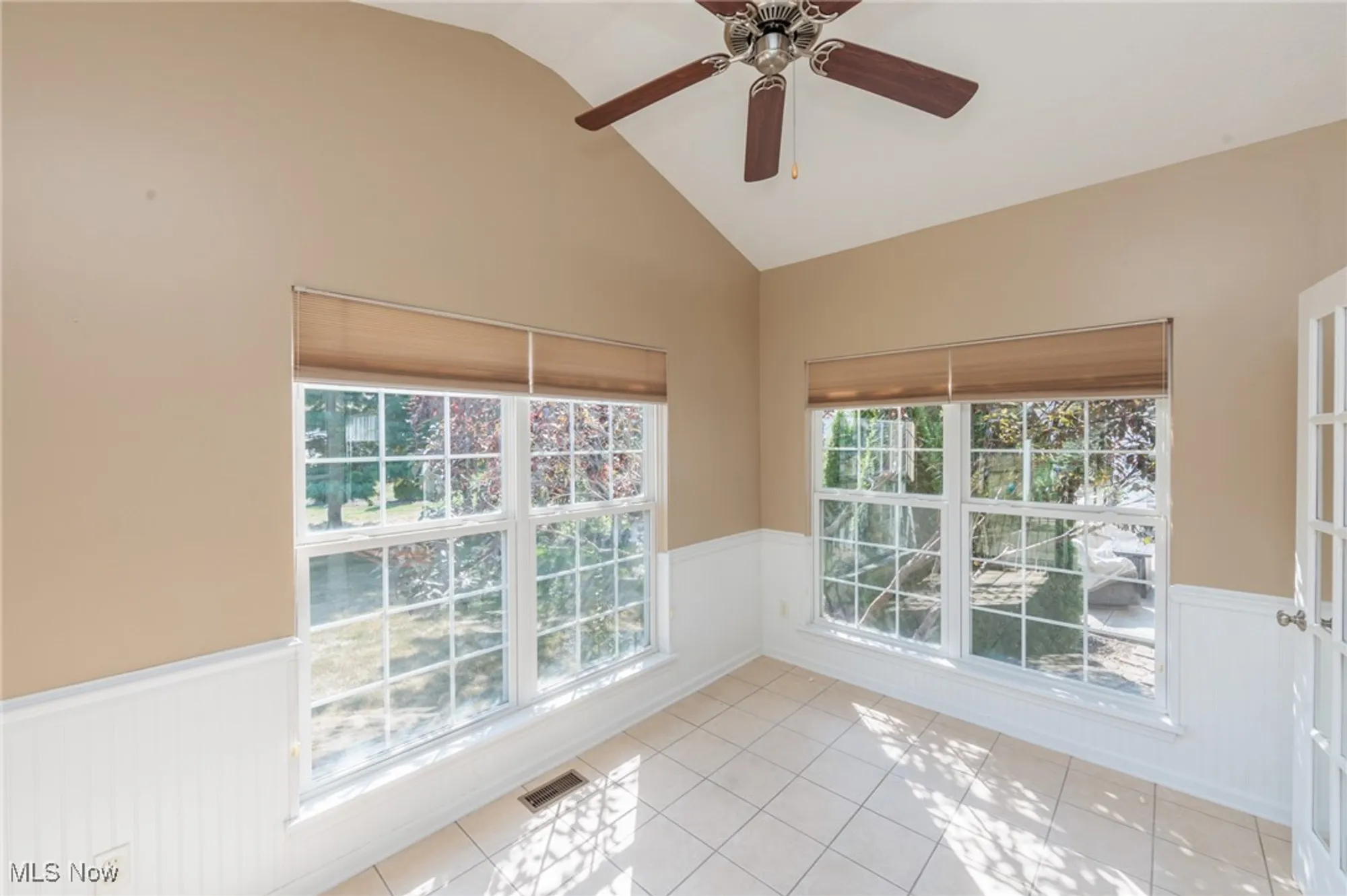 Property Slideshow image 27 of 50 | 4887 meadow lark dr, Lorain, OH, 44053