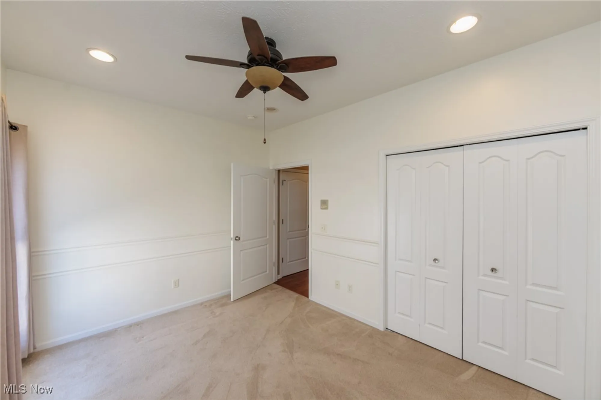 Property Slideshow image 37 of 50 | 4887 meadow lark dr, Lorain, OH, 44053