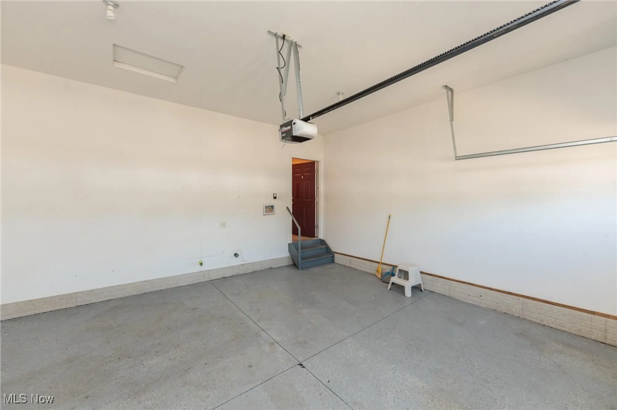 Property Slideshow image 45 of 50 | 4887 meadow lark dr, Lorain, OH, 44053