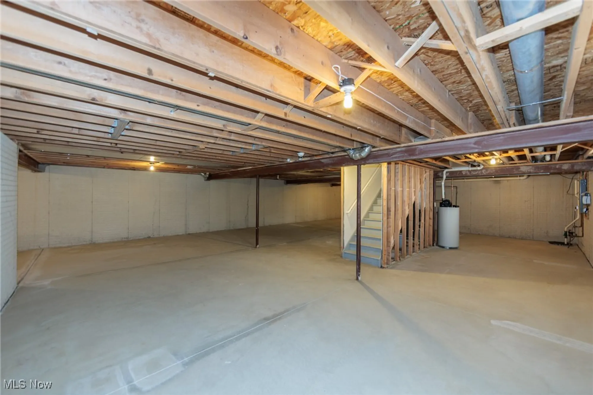 Property Slideshow image 40 of 50 | 4887 meadow lark dr, Lorain, OH, 44053