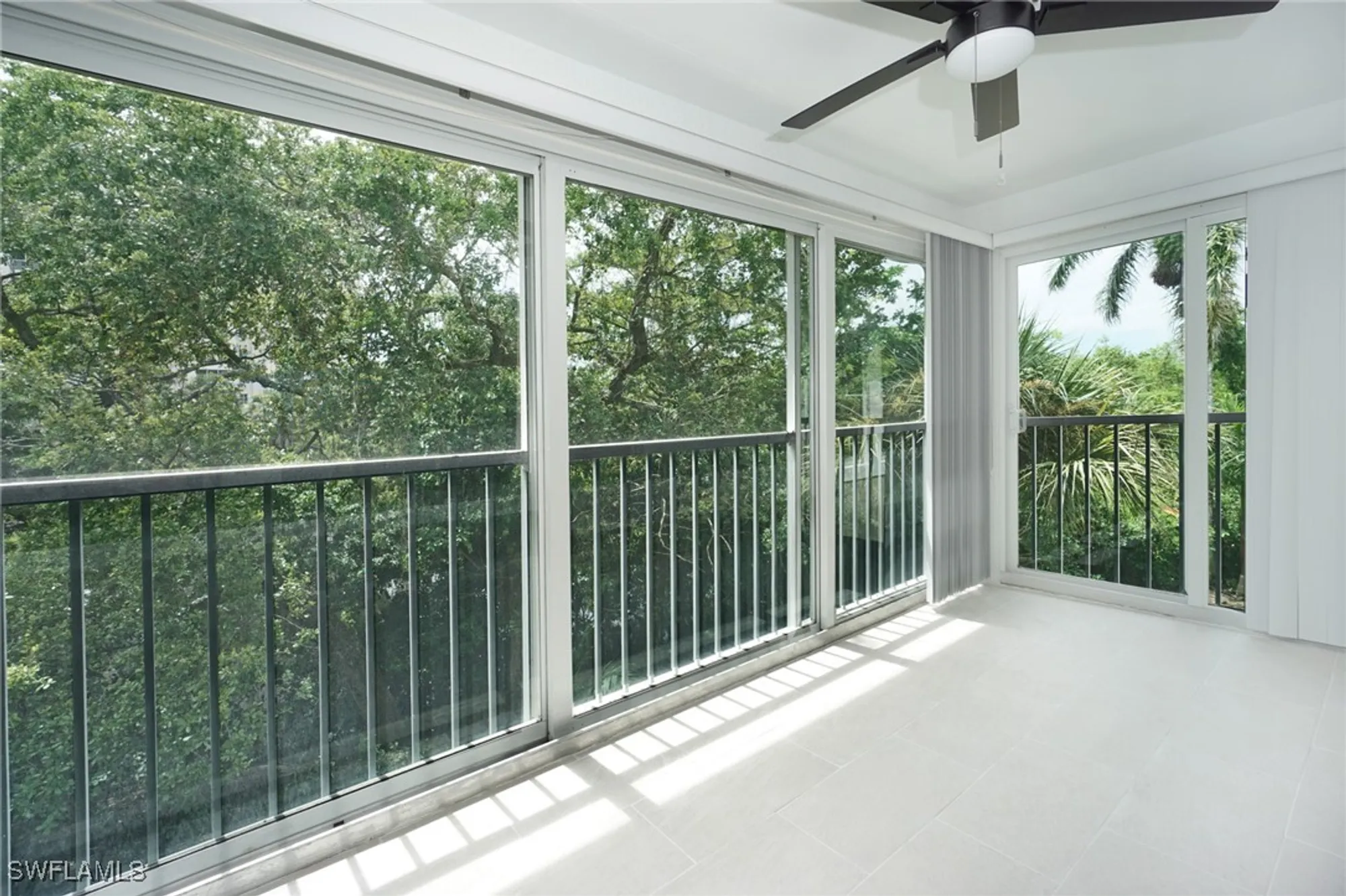 Property Slideshow image 17 of 31 | 5895 chanteclair dr 126, Naples, FL, 34108