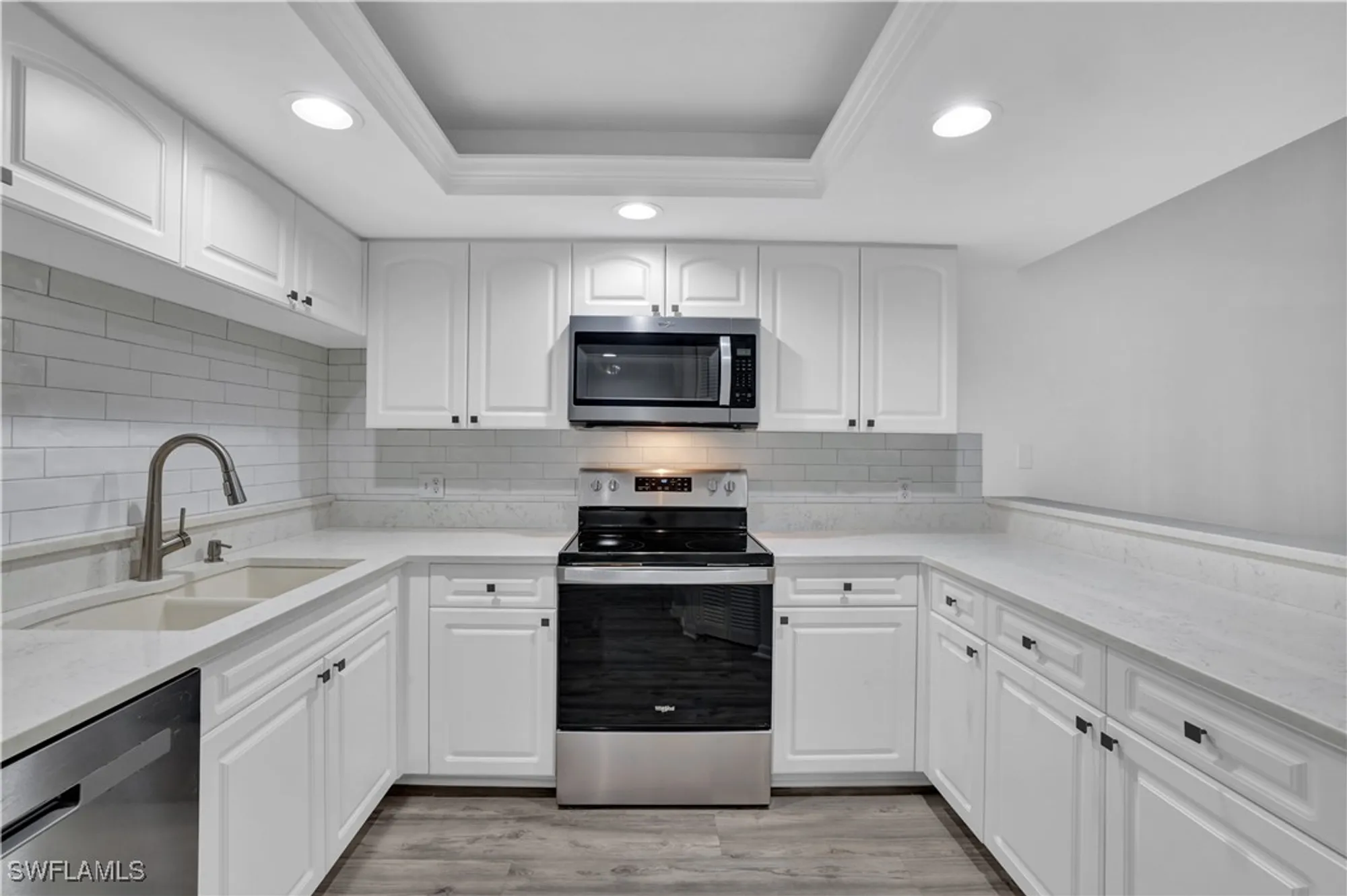 Property Slideshow image 1 of 31 | 5895 chanteclair dr 126, Naples, FL, 34108