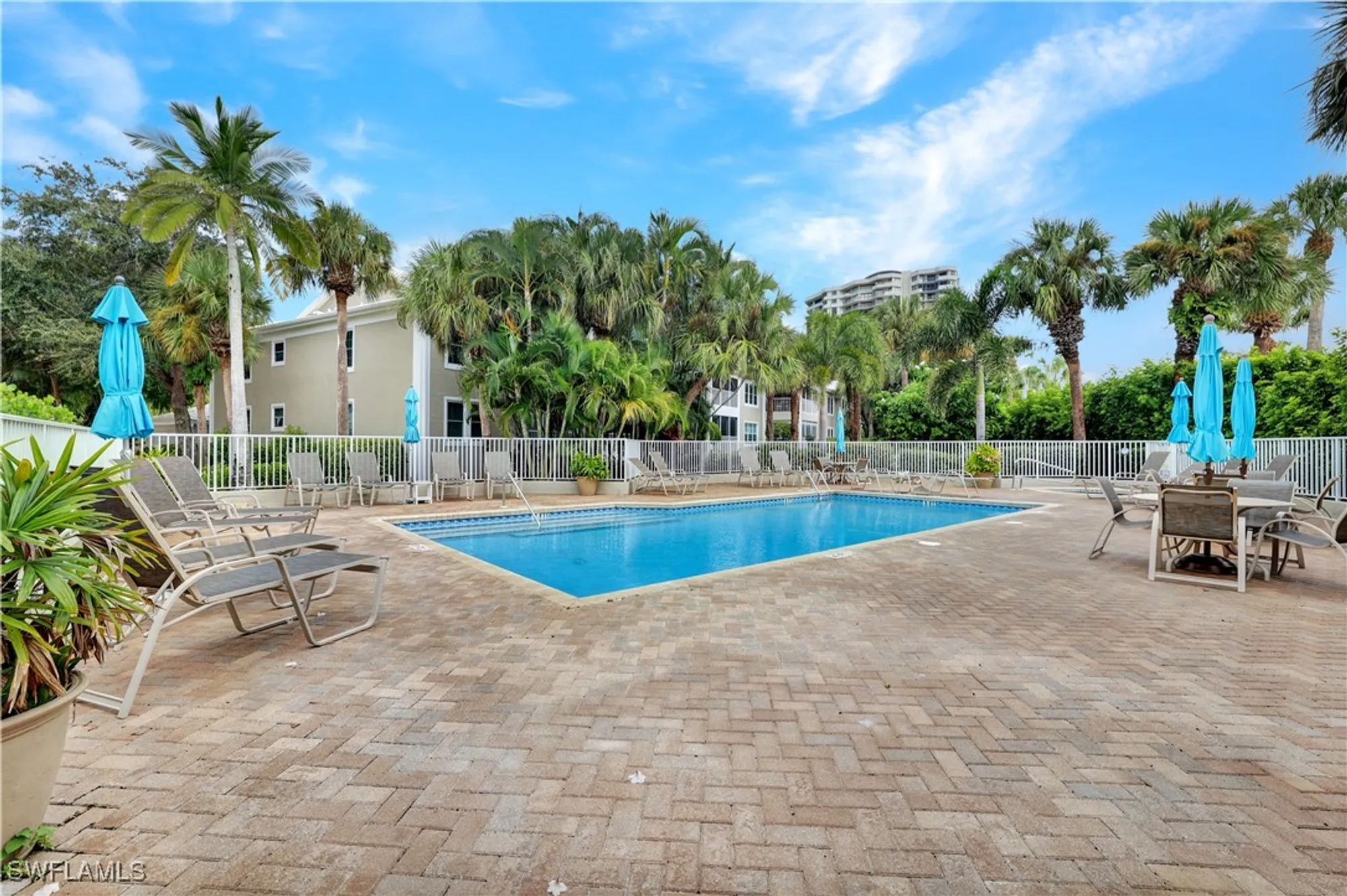 Property Slideshow image 23 of 31 | 5895 chanteclair dr 126, Naples, FL, 34108