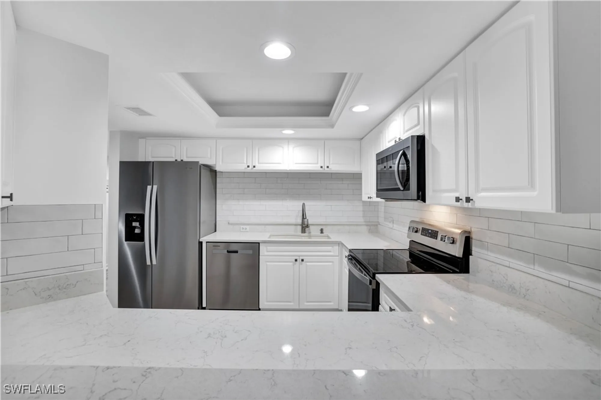 Property Slideshow image 8 of 31 | 5895 chanteclair dr 126, Naples, FL, 34108