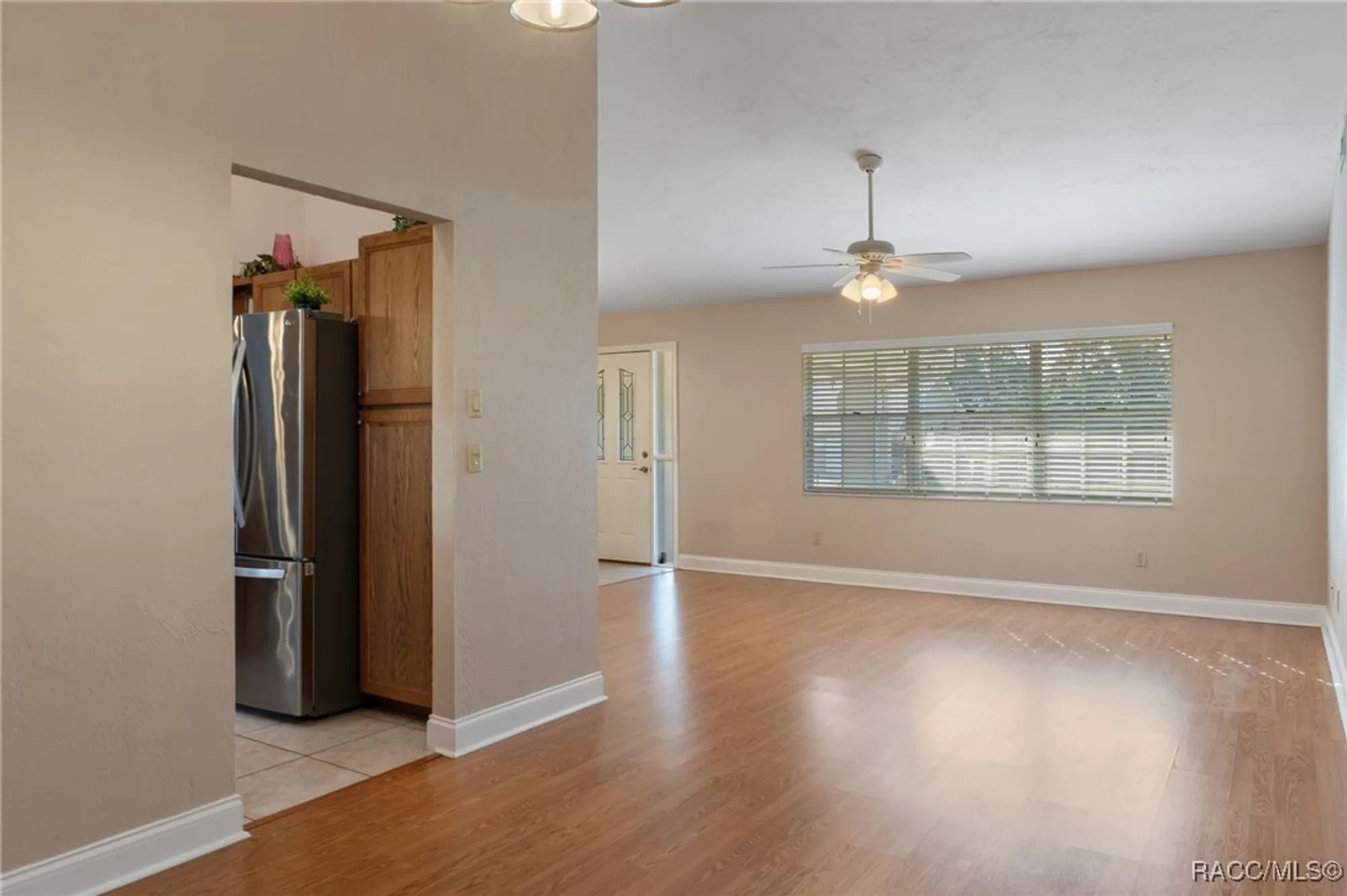 Property Slideshow image 8 of 49 | 1385 n hunterston pt, Crystal River, FL, 34429