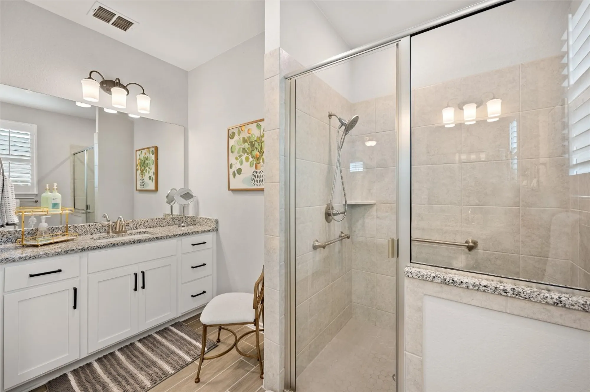 Property Slideshow image 17 of 35 | 130 ace ln # 101, San Marcos, TX, 78666