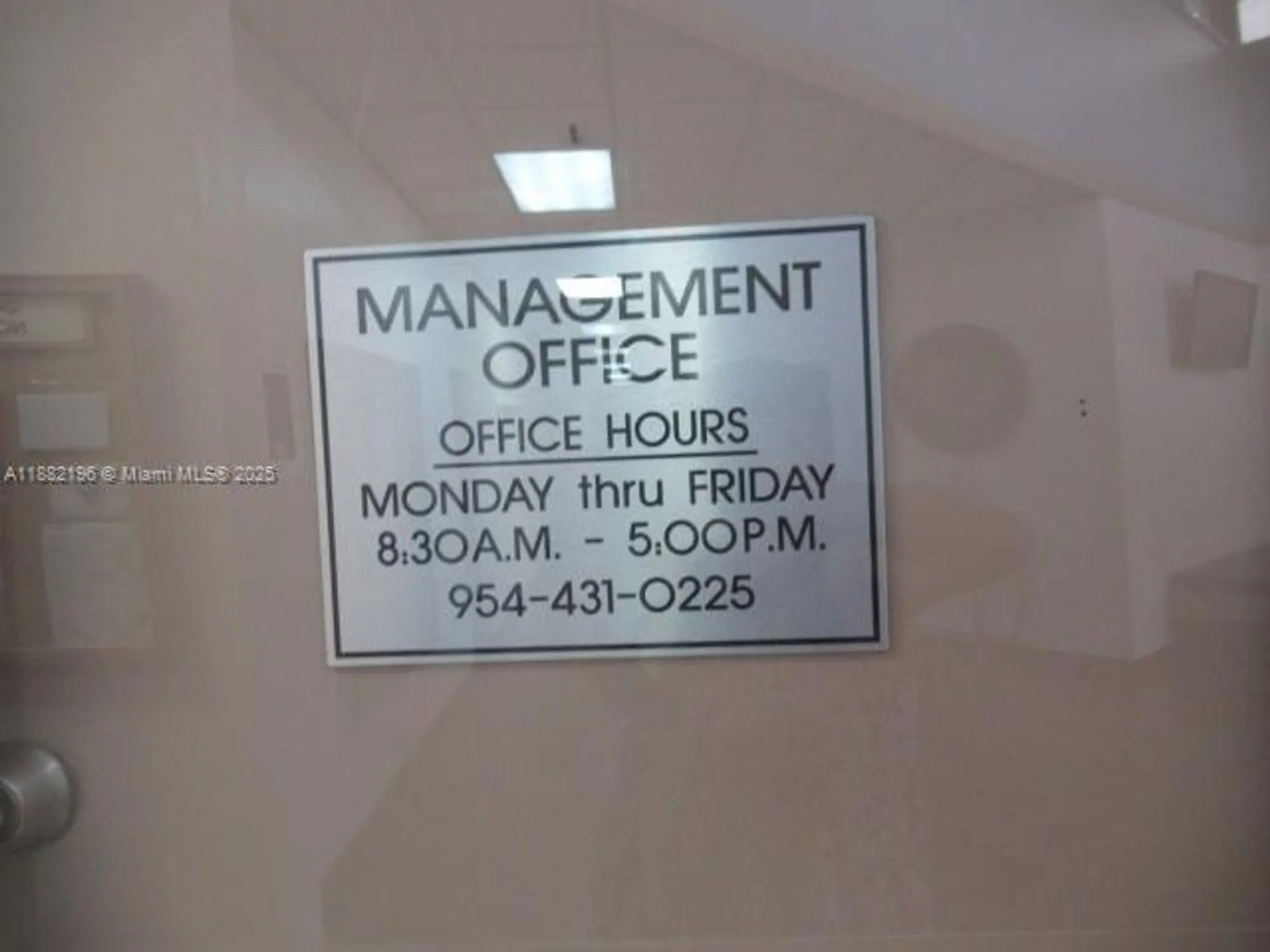 Property Slideshow image 22 of 71 | 1100 colony point cir 518, Pembroke Pines, FL, 33026