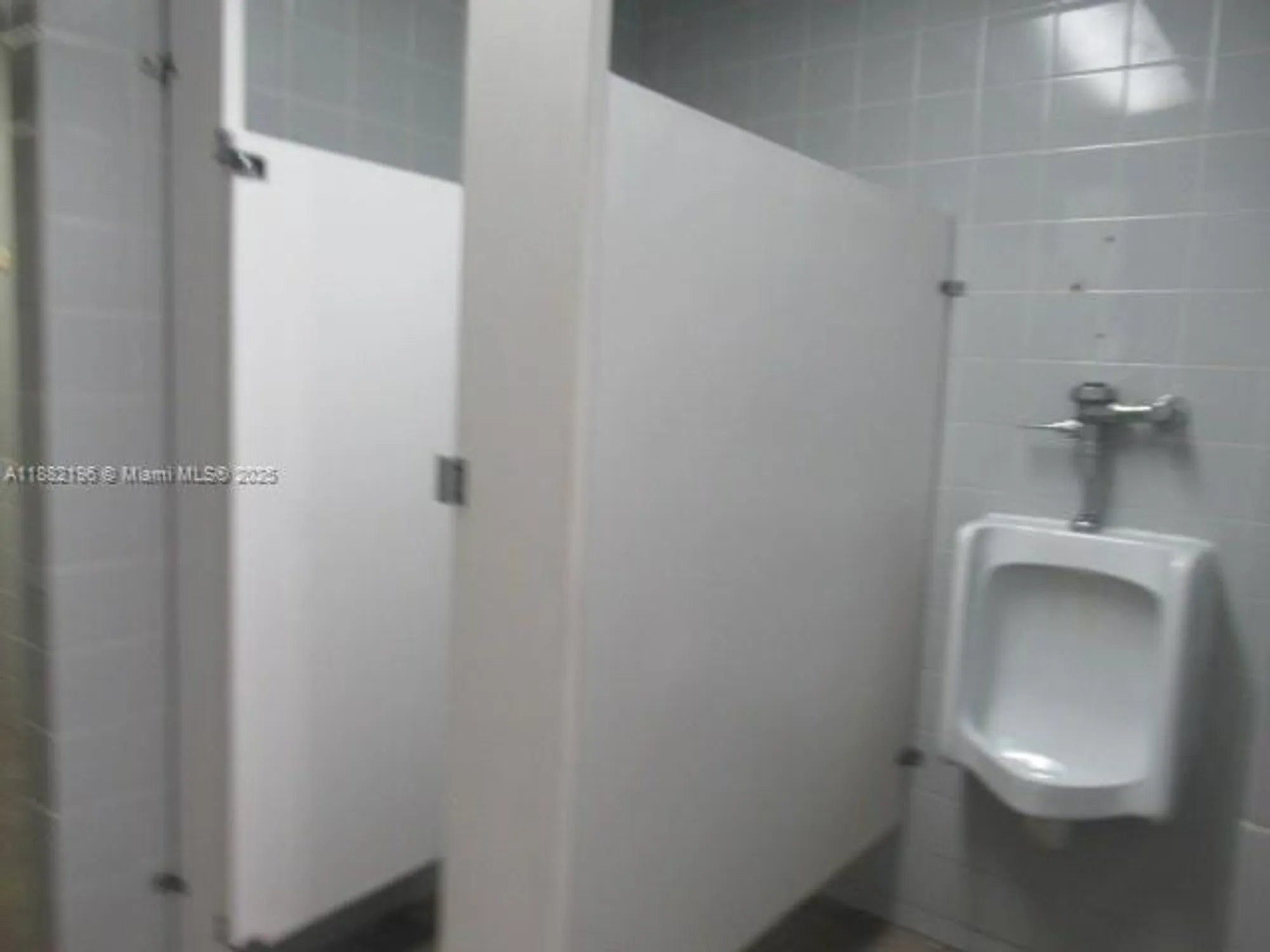 Property Slideshow image 34 of 71 | 1100 colony point cir 518, Pembroke Pines, FL, 33026