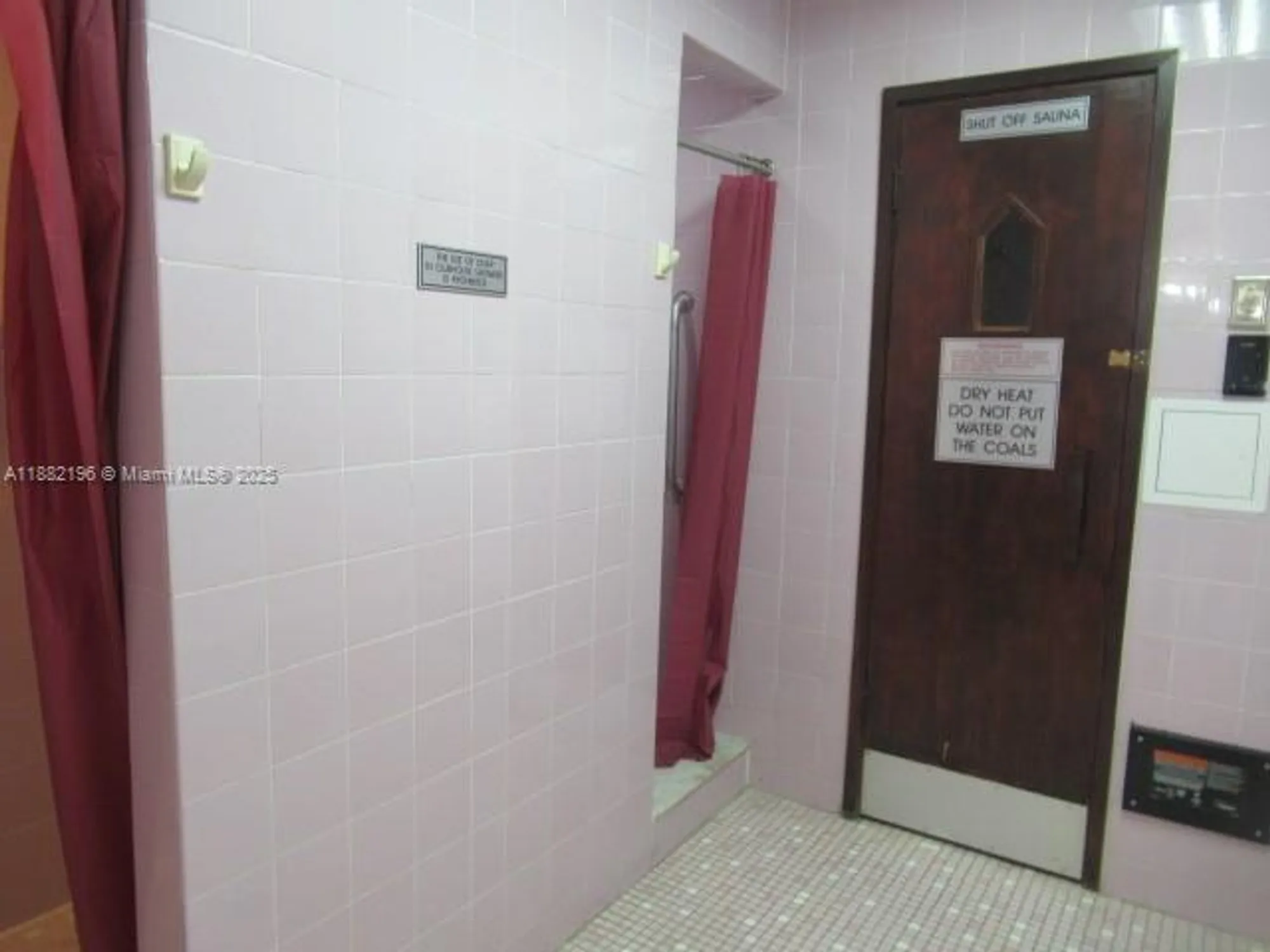 Property Slideshow image 30 of 71 | 1100 colony point cir 518, Pembroke Pines, FL, 33026