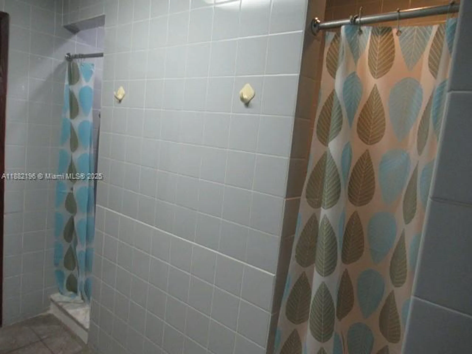 Property Slideshow image 32 of 71 | 1100 colony point cir 518, Pembroke Pines, FL, 33026