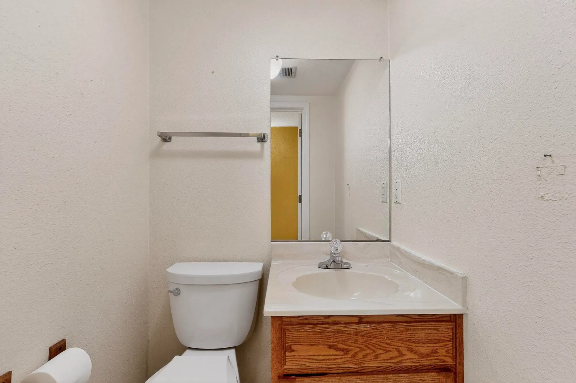 Property Slideshow image 25 of 51 | 617 eastlake ct, Rio Rancho, NM, 87124