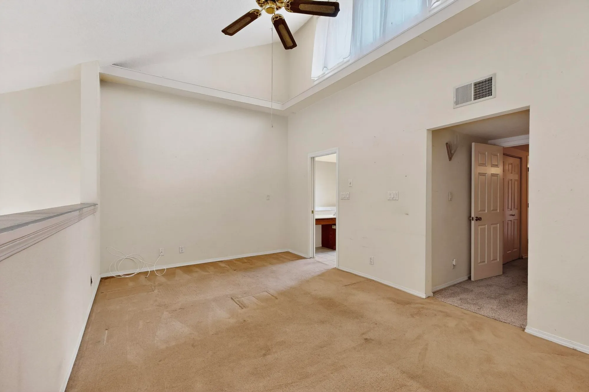 Property Slideshow image 22 of 51 | 617 eastlake ct, Rio Rancho, NM, 87124