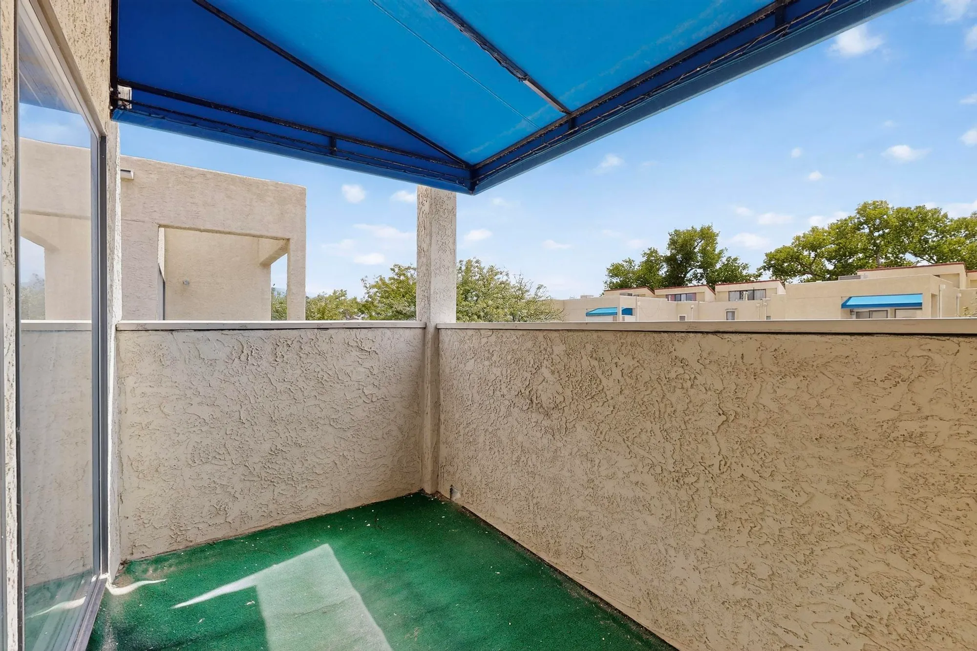 Property Slideshow image 32 of 51 | 617 eastlake ct, Rio Rancho, NM, 87124