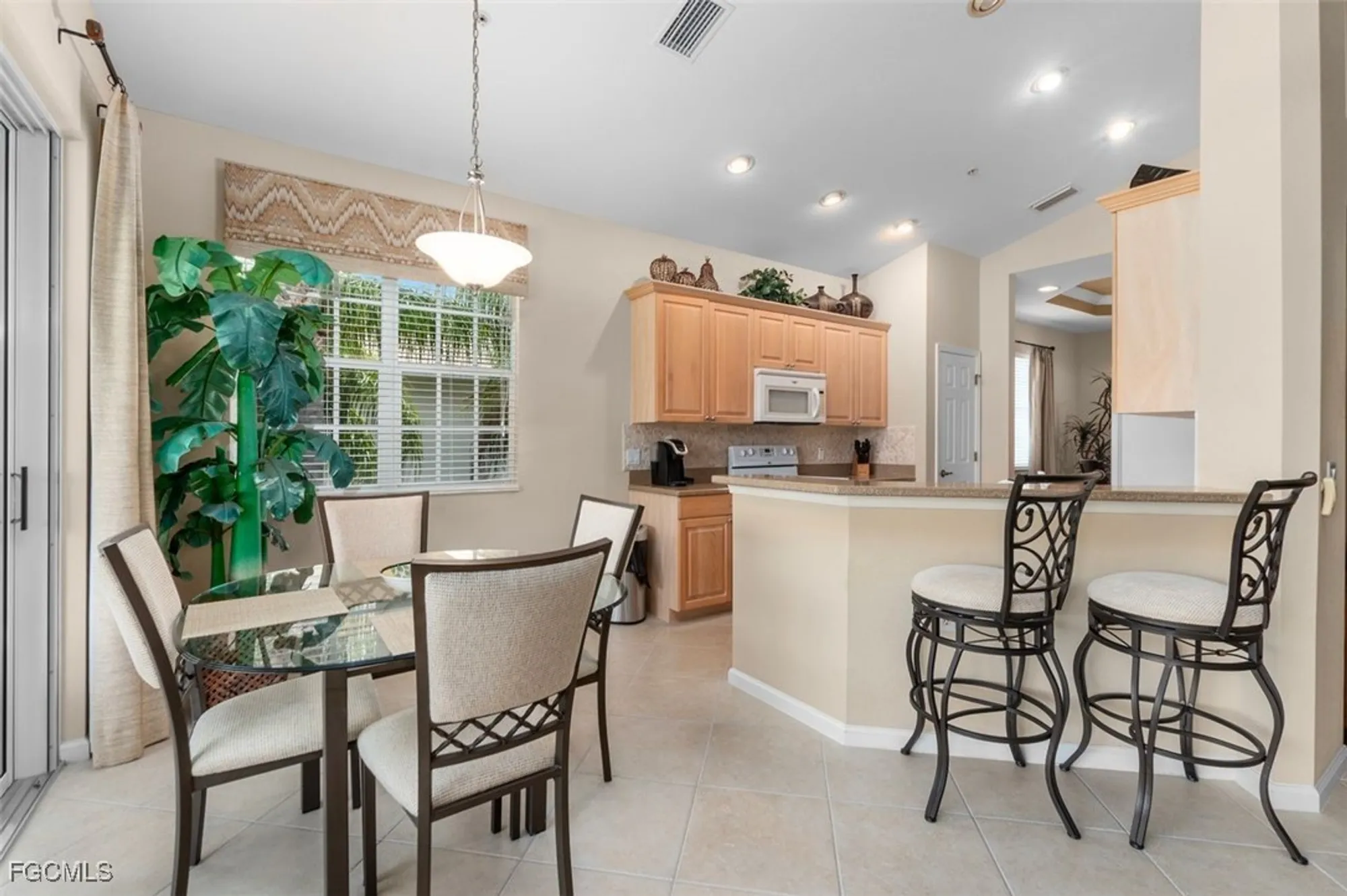 Property Slideshow image 17 of 35 | 13091 pebblebrook point cir 202, Fort Myers, FL, 33905