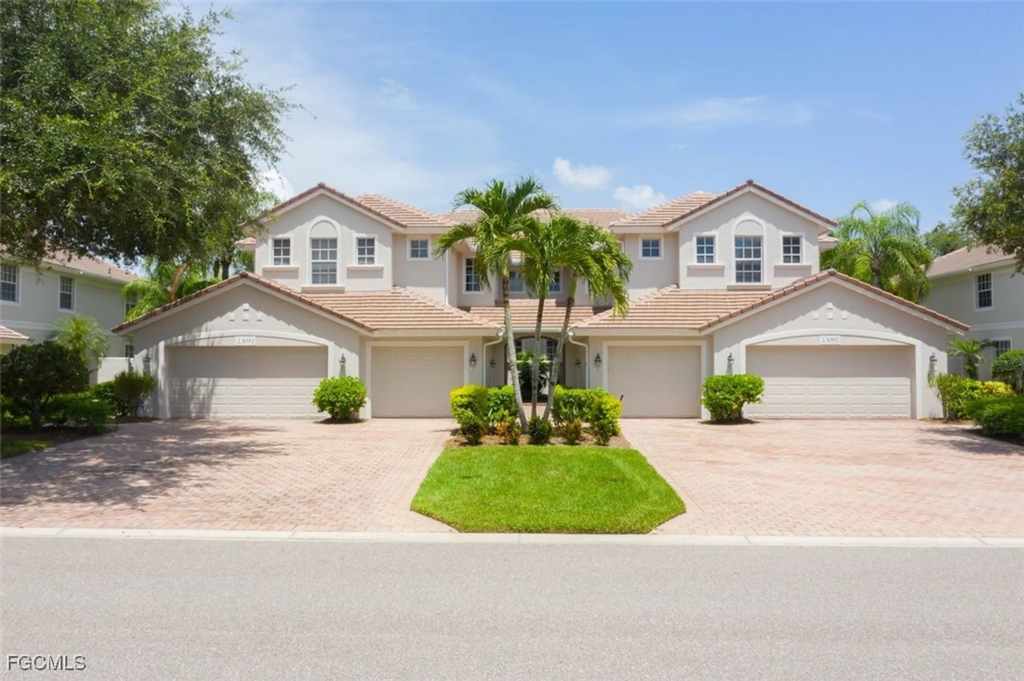Property Slideshow image 1 of 35 | 13091 pebblebrook point cir 202, Fort Myers, FL, 33905