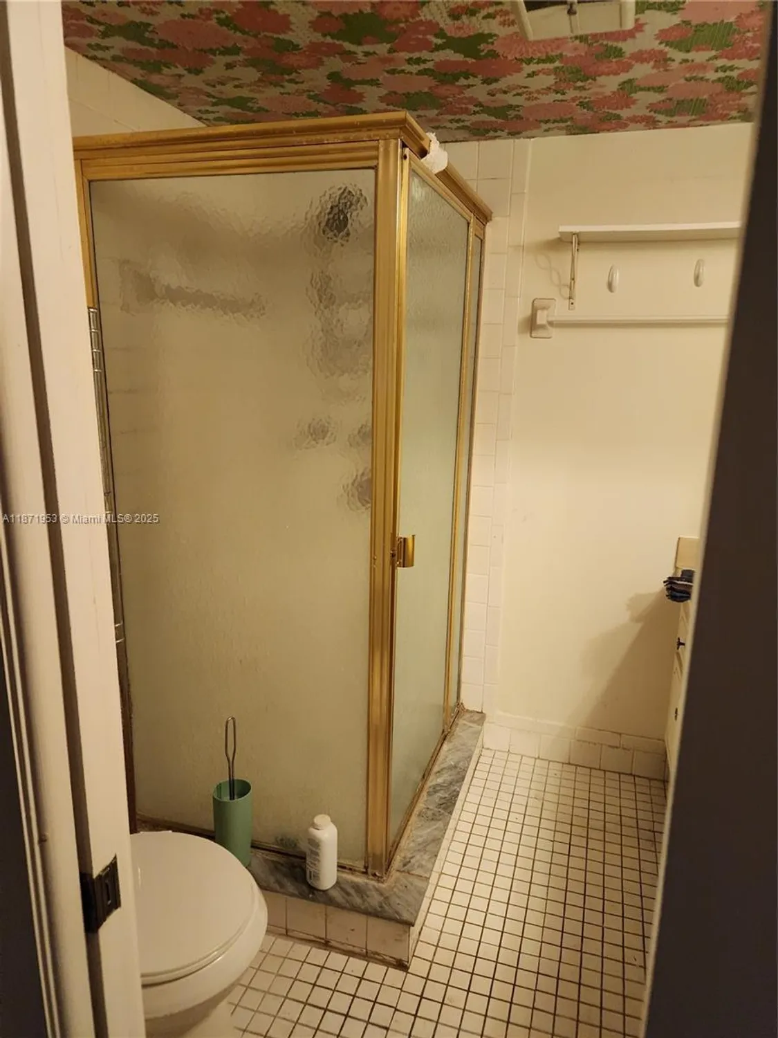 Property Slideshow image 15 of 15 | 5750 nw 64th ave apt 303, Tamarac, FL, 33319