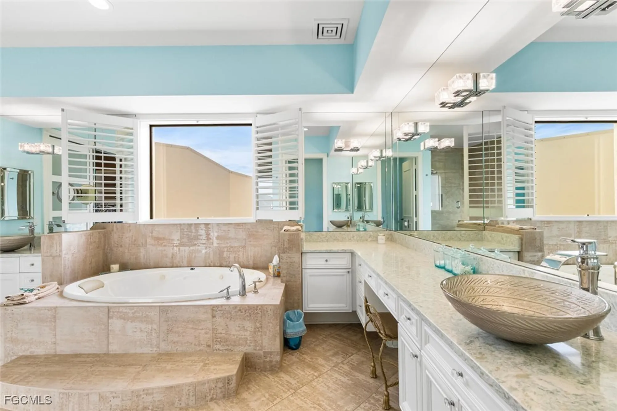 Property Slideshow image 32 of 50 | 11640 court of palms apt 602, Fort Myers, FL, 33908