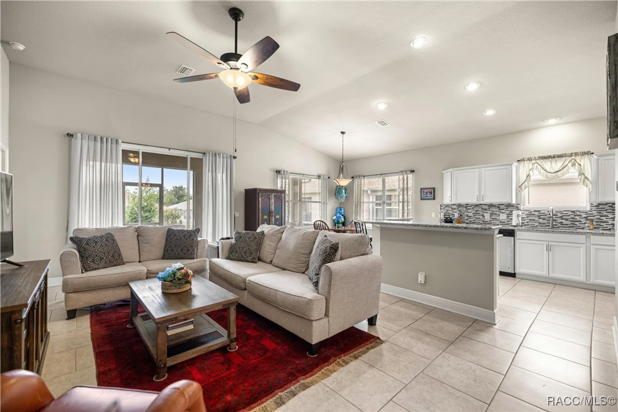 Property Slideshow image 12 of 92 | 1912 w shanelle path, Lecanto, FL, 34461