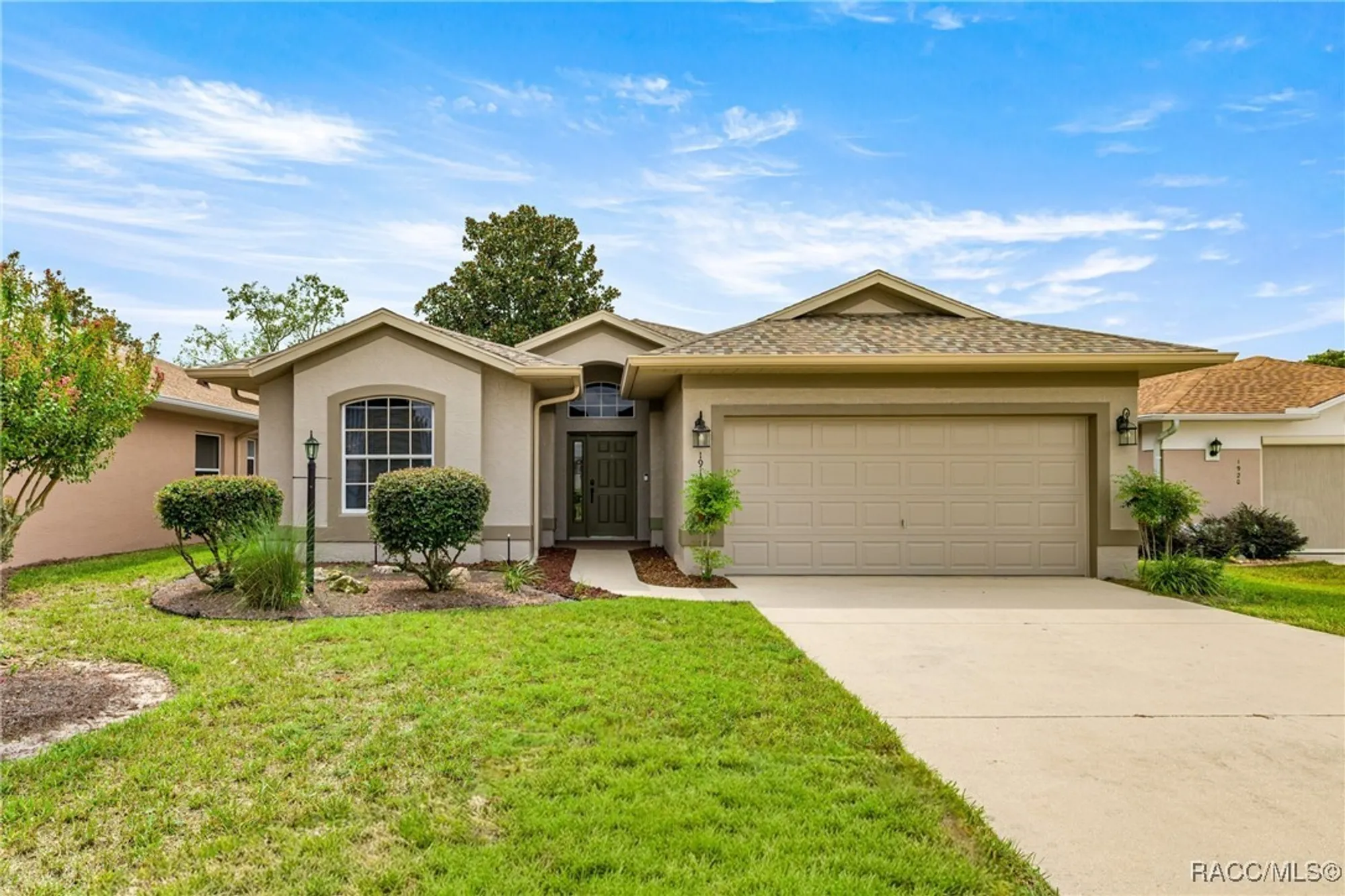 Property Slideshow image 2 of 92 | 1912 w shanelle path, Lecanto, FL, 34461