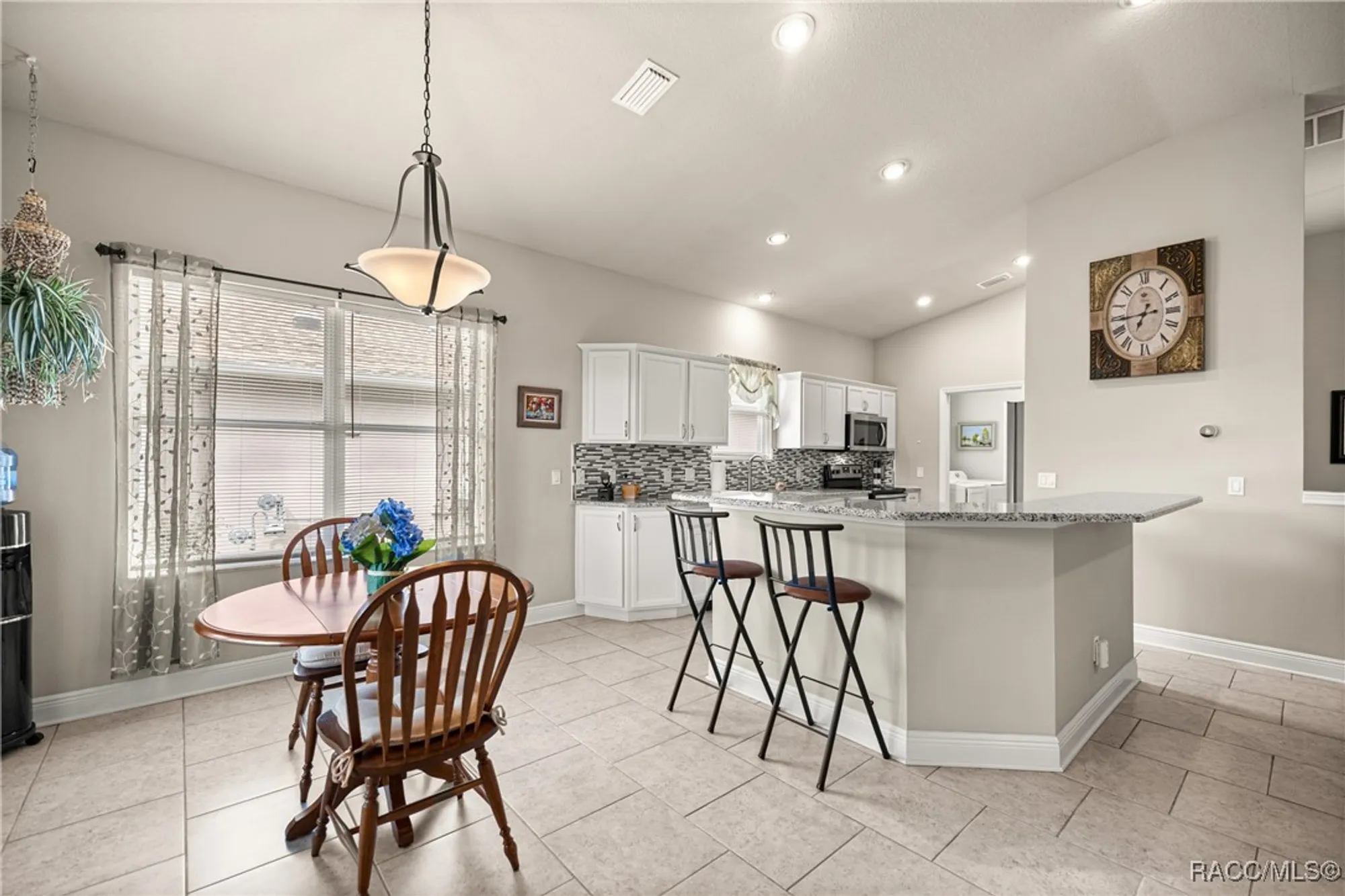 Property Slideshow image 20 of 92 | 1912 w shanelle path, Lecanto, FL, 34461