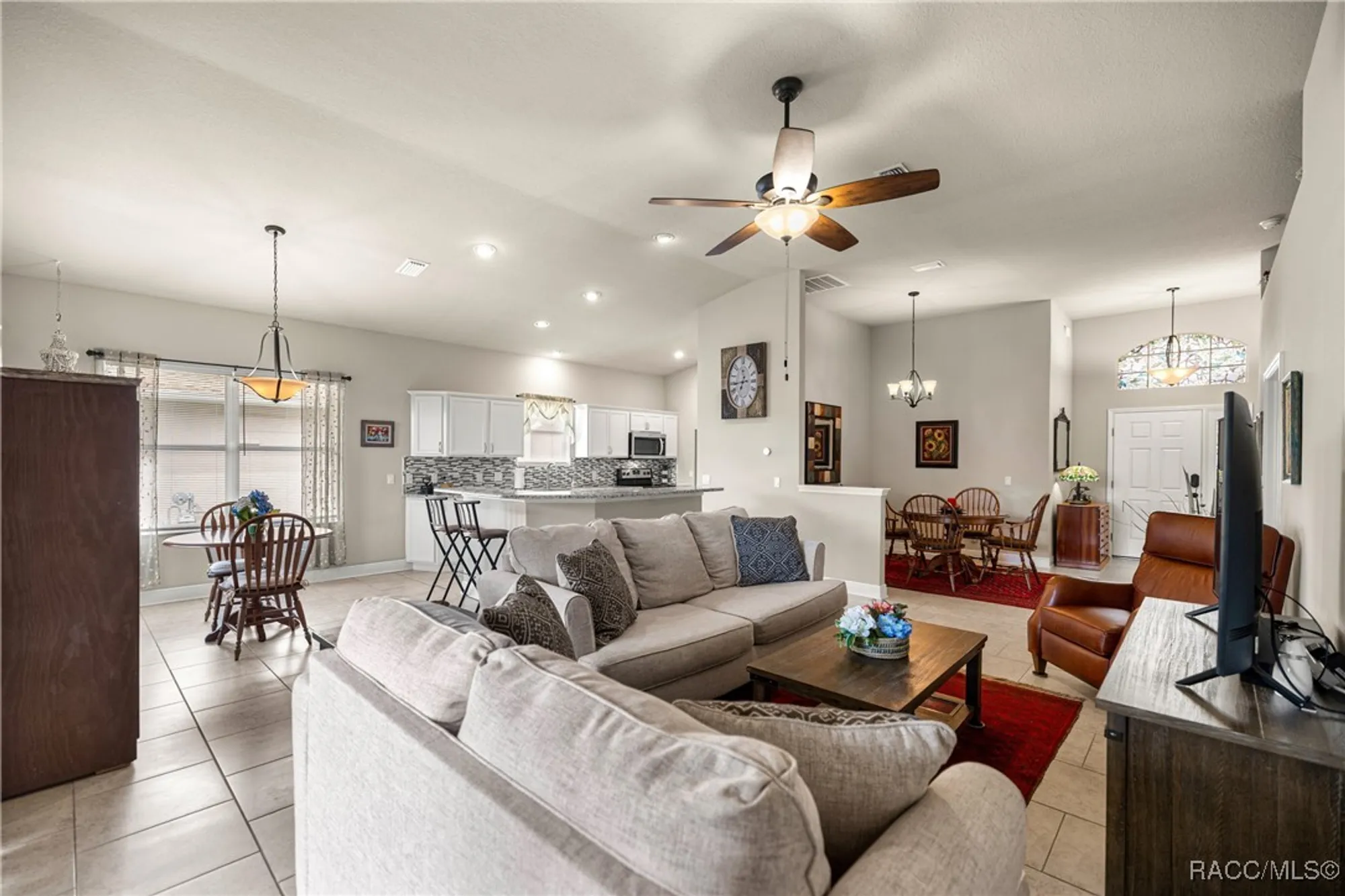 Property Slideshow image 7 of 92 | 1912 w shanelle path, Lecanto, FL, 34461