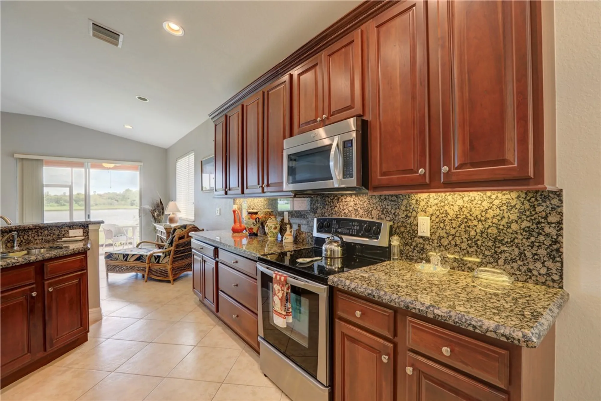 Property Slideshow image 11 of 36 | 6248 thames pl, Vero Beach, FL, 32966
