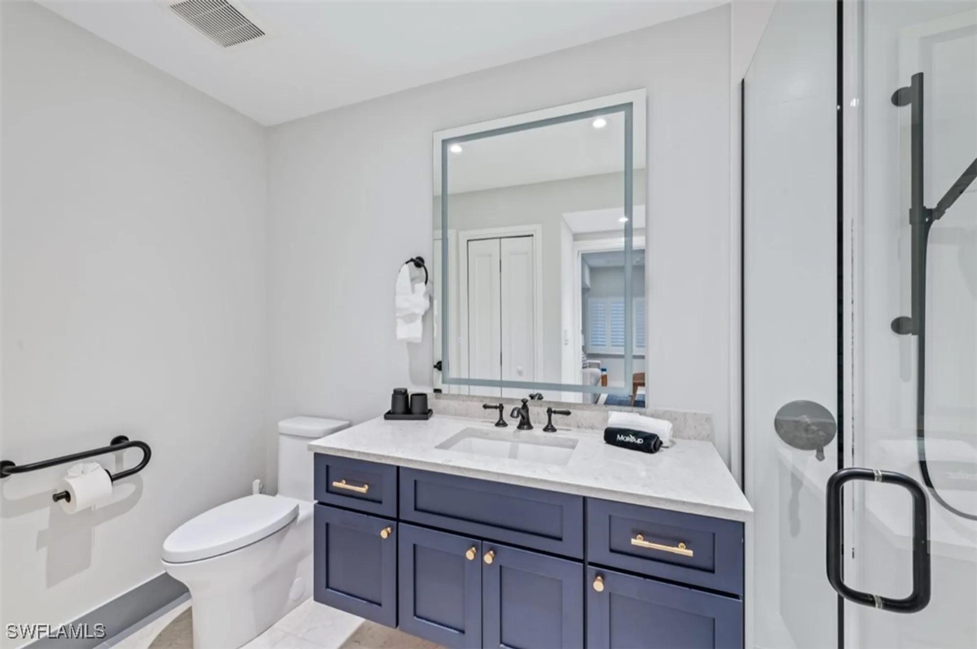 Property Slideshow image 29 of 29 | 2170 gulf shore blvd 44e, Naples, FL, 34102