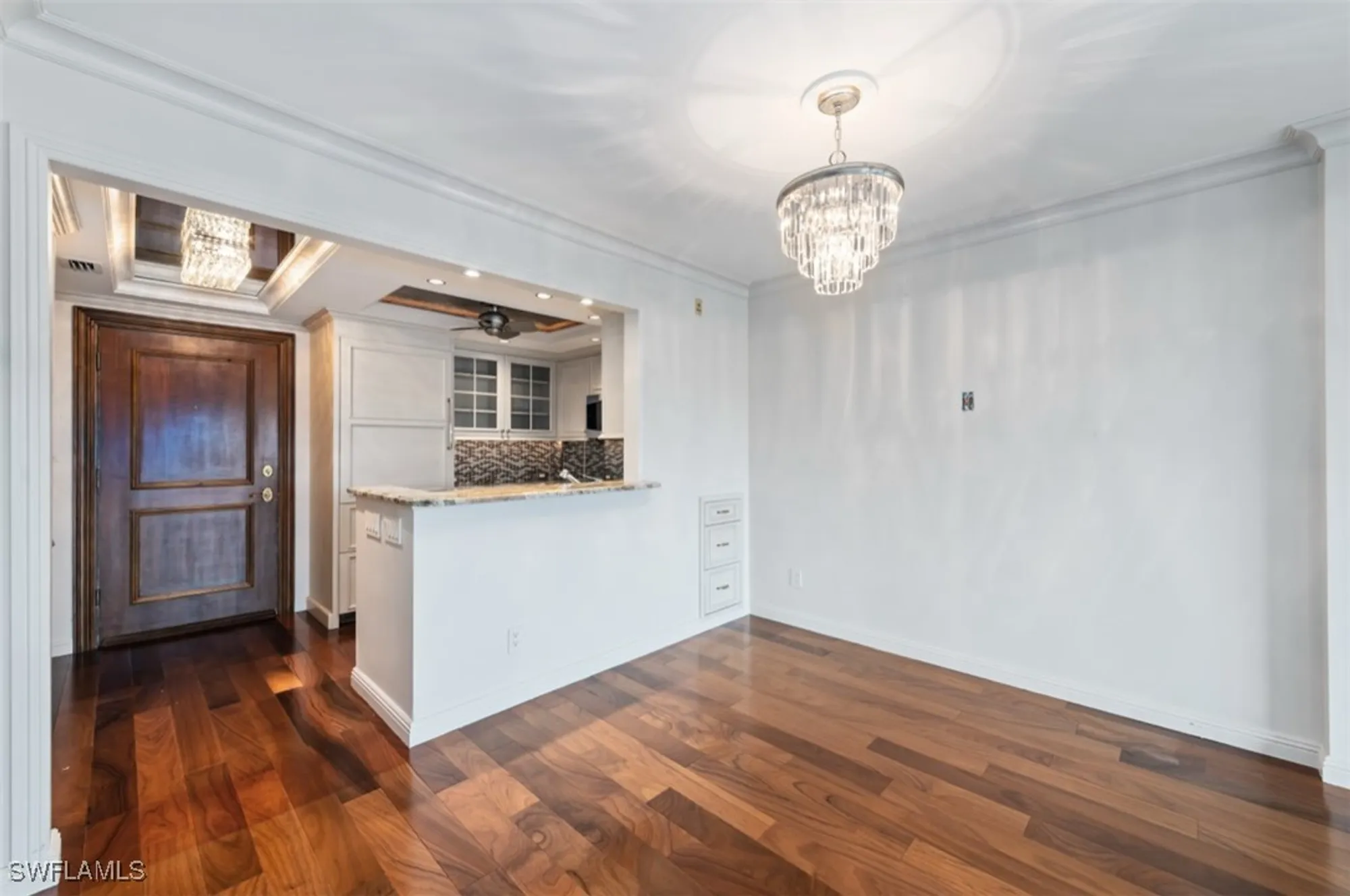 Property Slideshow image 3 of 29 | 2170 gulf shore blvd 44e, Naples, FL, 34102