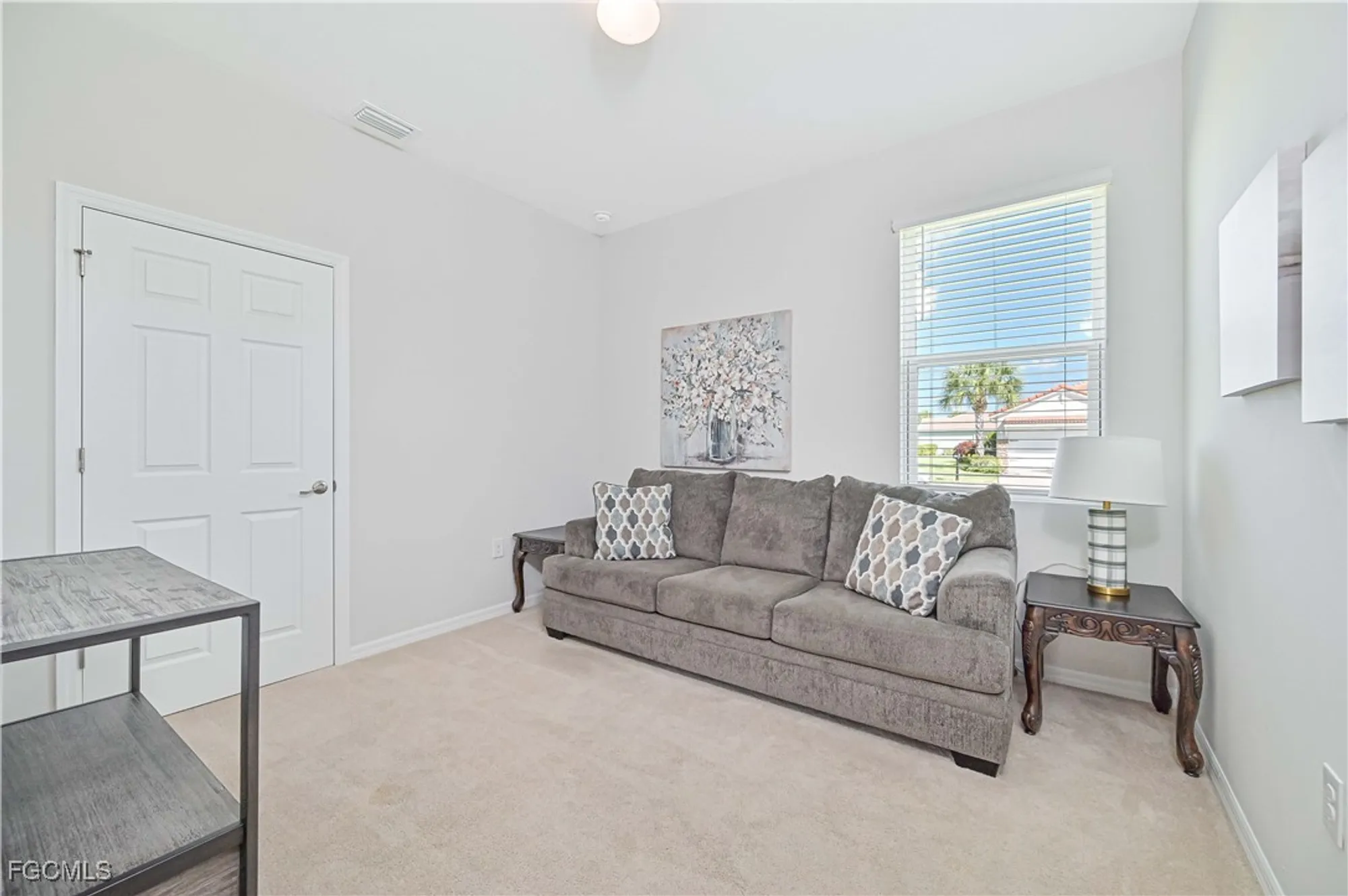 Property Slideshow image 17 of 35 | 2172 summersweet dr, Alva, FL, 33920