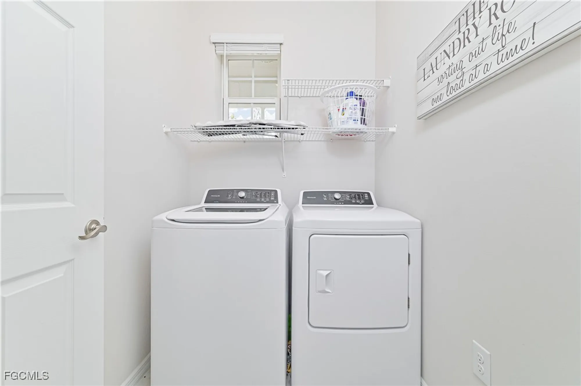 Property Slideshow image 22 of 35 | 2172 summersweet dr, Alva, FL, 33920