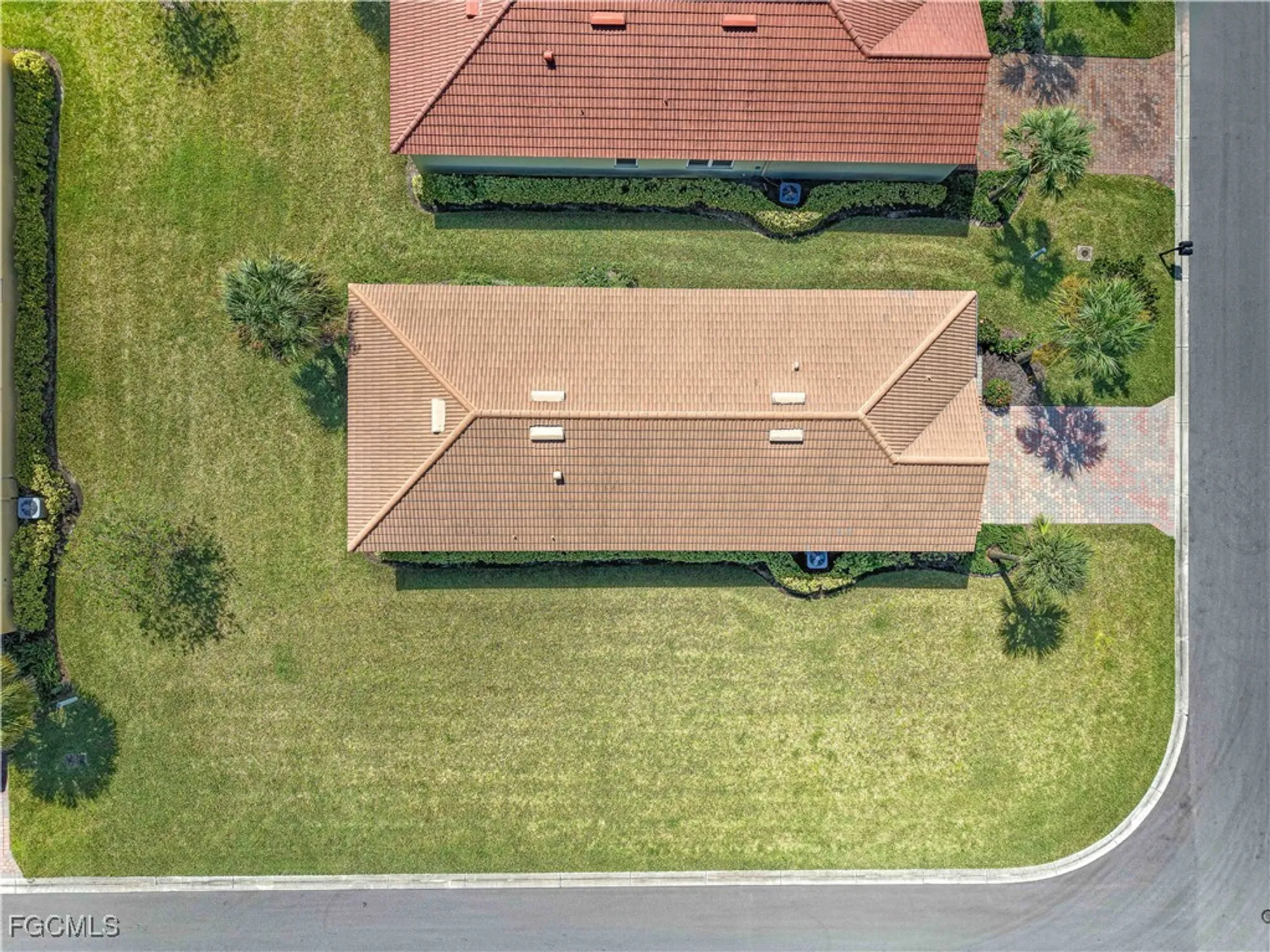 Property Slideshow image 30 of 35 | 2172 summersweet dr, Alva, FL, 33920