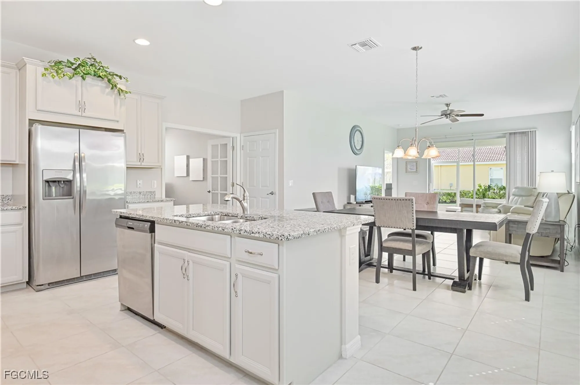 Property Slideshow image 4 of 35 | 2172 summersweet dr, Alva, FL, 33920