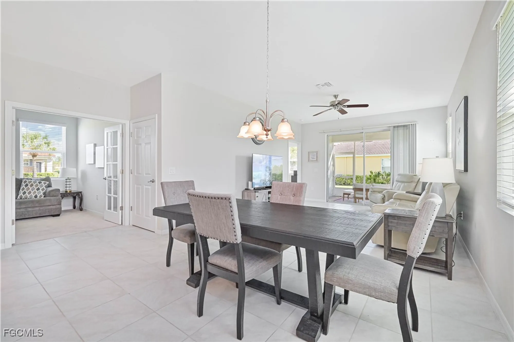 Property Slideshow image 9 of 35 | 2172 summersweet dr, Alva, FL, 33920