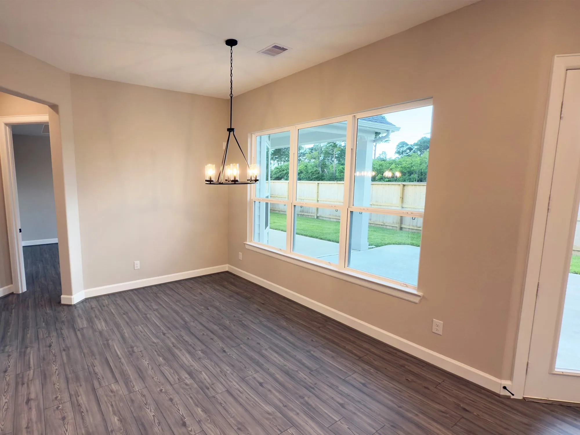 Property Slideshow image 6 of 16 | 23647 golden brich bnd, Tomball, TX, 77375